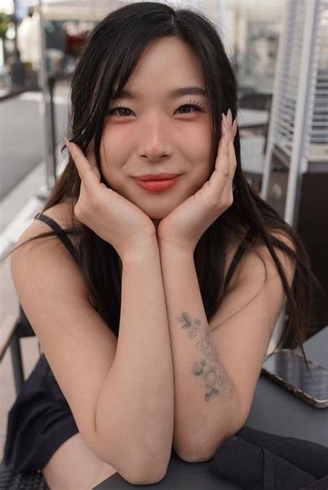 elle lee nsfw